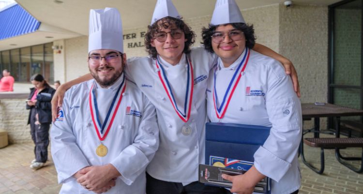 Academy of Culinary Arts graduates celebrate together