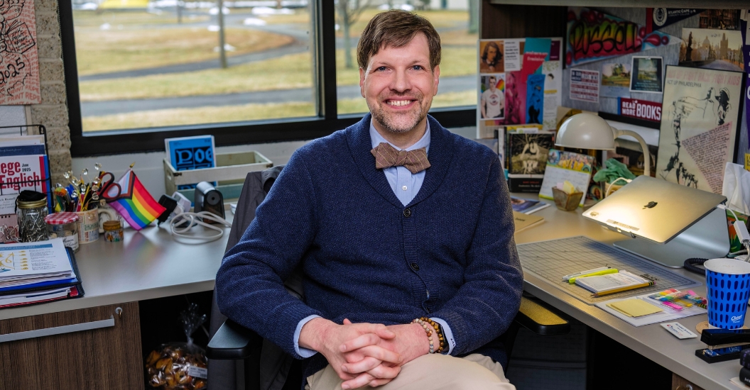 Atlantic Cape English Professor Rich Russell Earns Prestigious State Council on the Arts Prose Fellowship